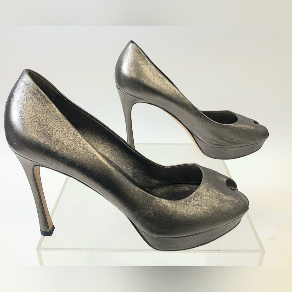 YSL Gold Pumps - Picture 12 of 16